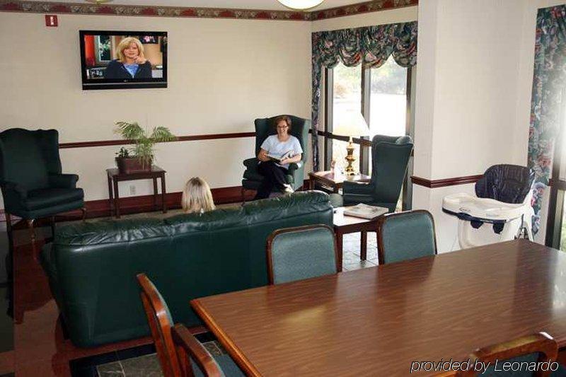 Hampton Inn Уустер Интериор снимка