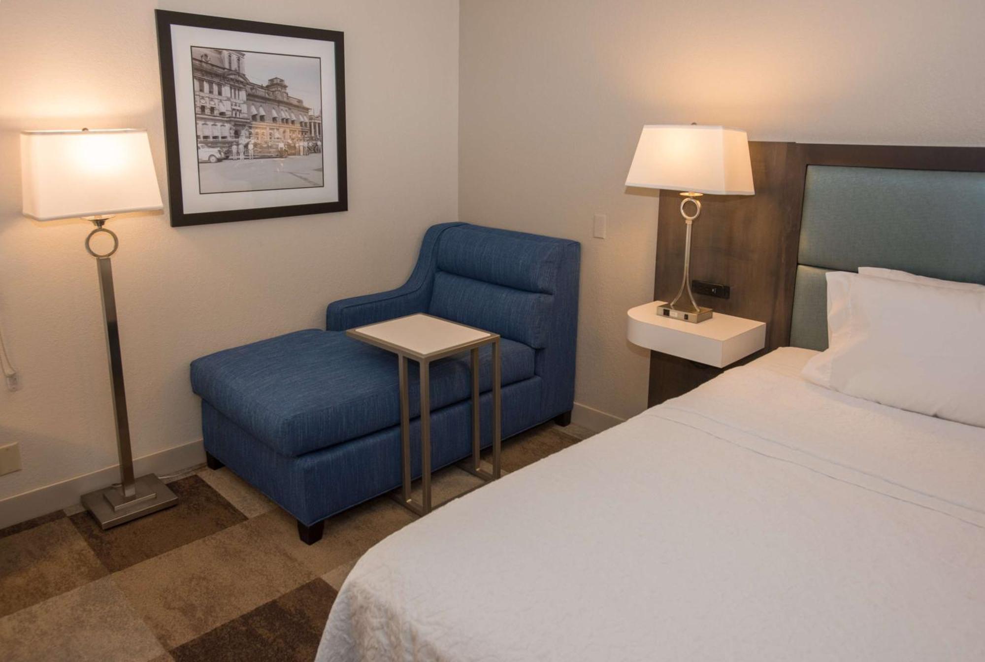 Hampton Inn Уустер Екстериор снимка
