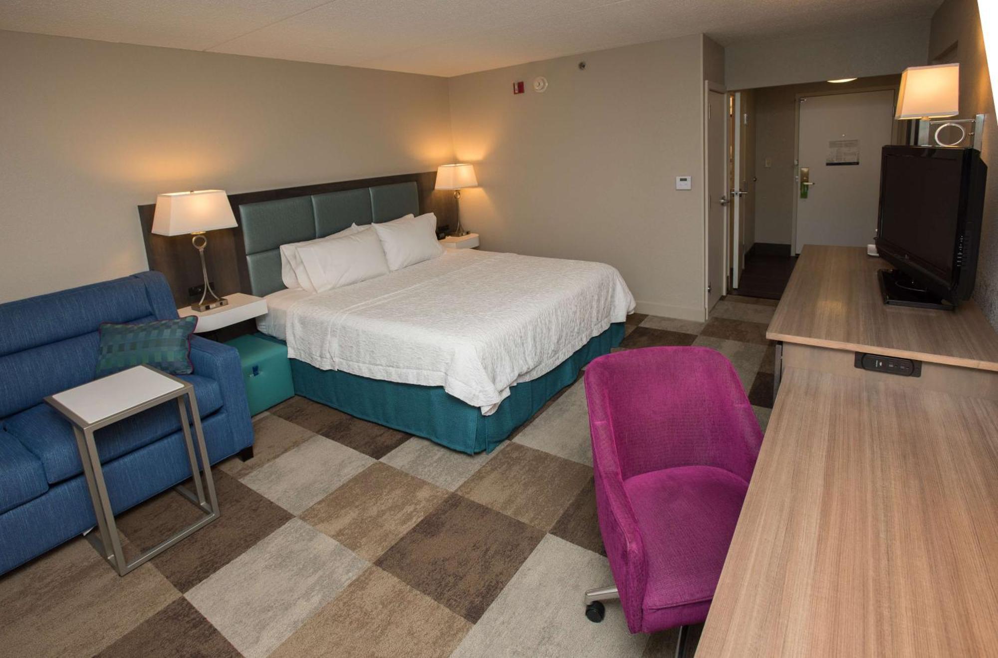Hampton Inn Уустер Екстериор снимка