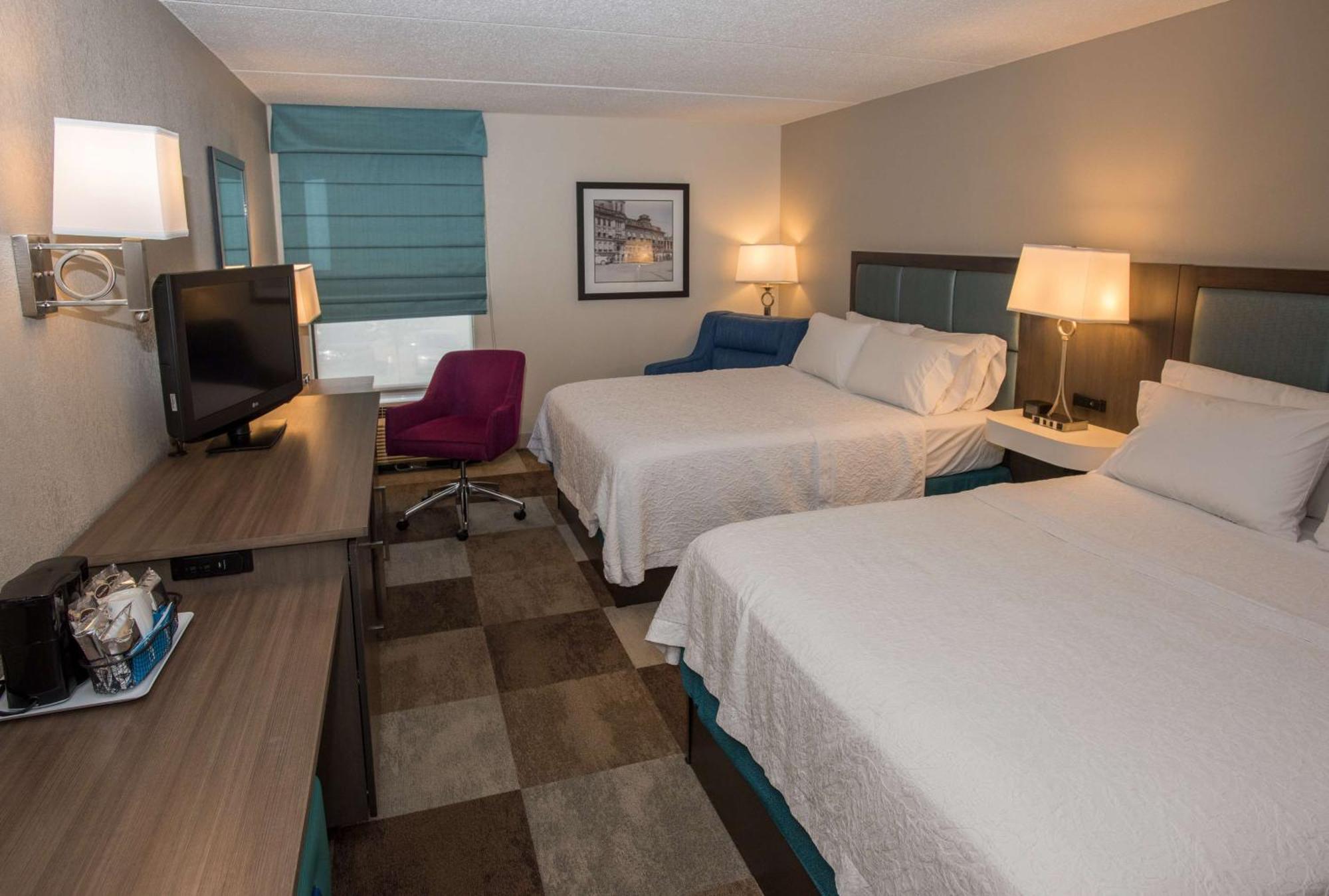 Hampton Inn Уустер Екстериор снимка